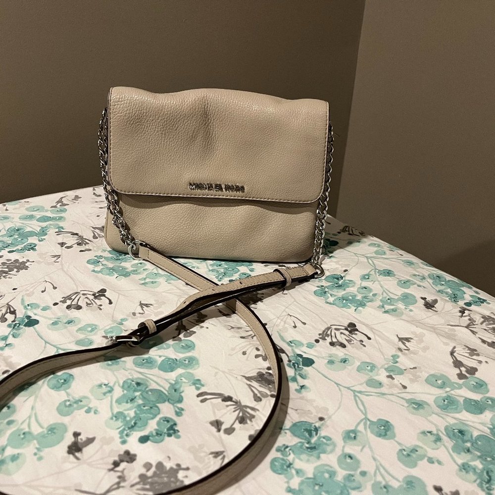 Michael Kors crossbody purse
